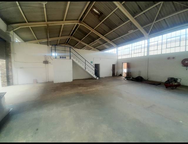 575M² WAREHOUSE RENTED IN KORSTEN